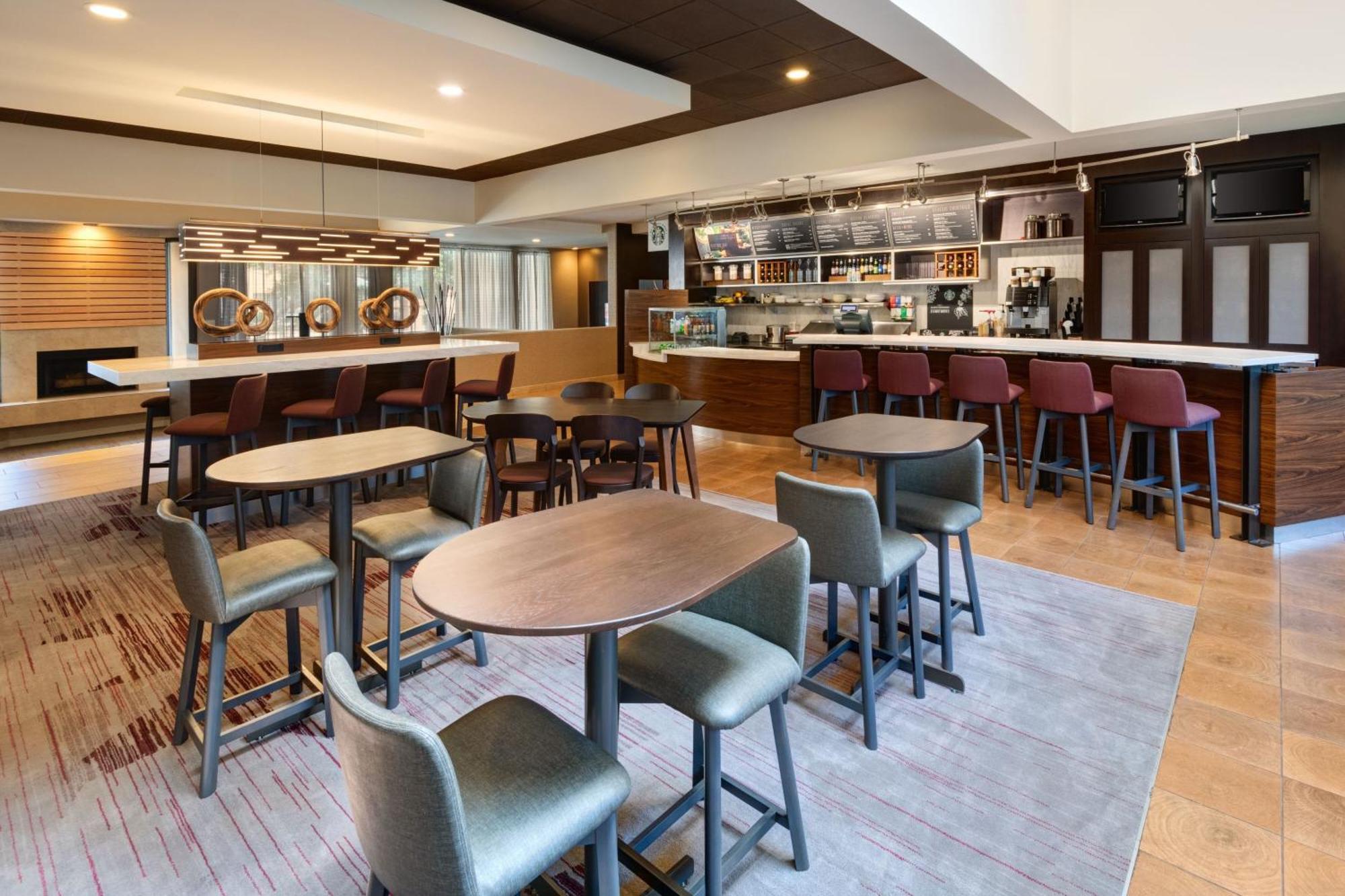 亚特兰大行政公园/埃默里万怡酒店 外观 照片